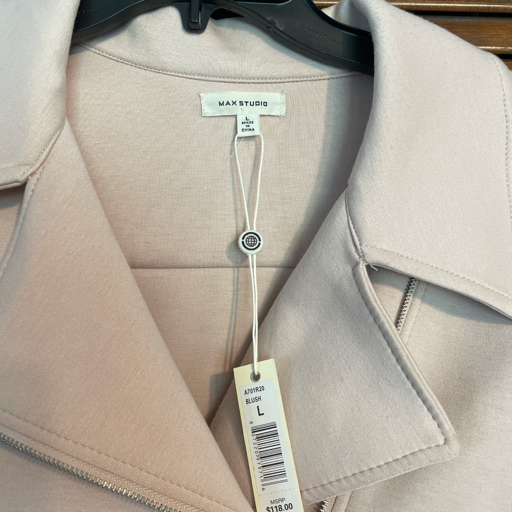 Jacket - Picture 2 of 3